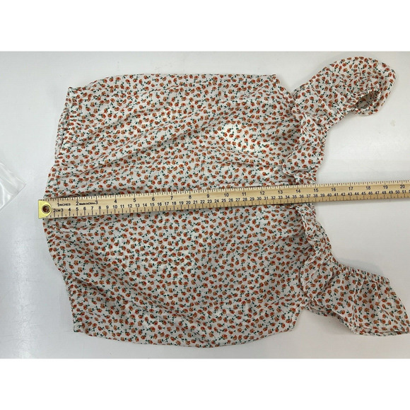 NWTs Womens Sienna Sky Blouse Size XS White Floral Off the Shoulder Button Up - Picture 10 of 12